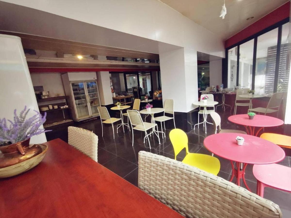Chilli Salza Patong Hotel Luaran gambar
